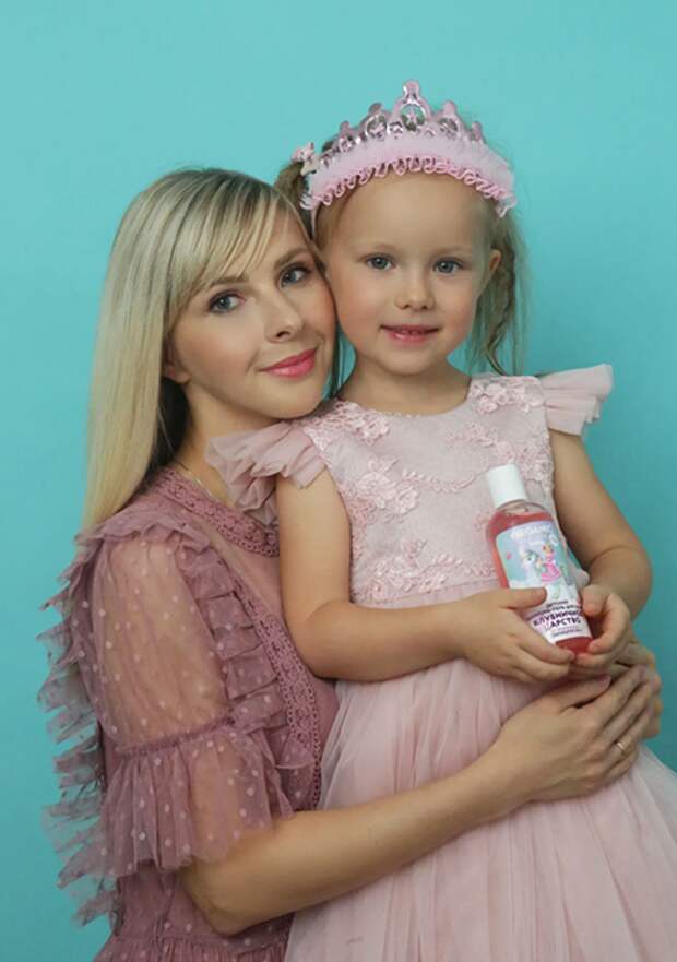 Екатерина Amelyrain с дочкой