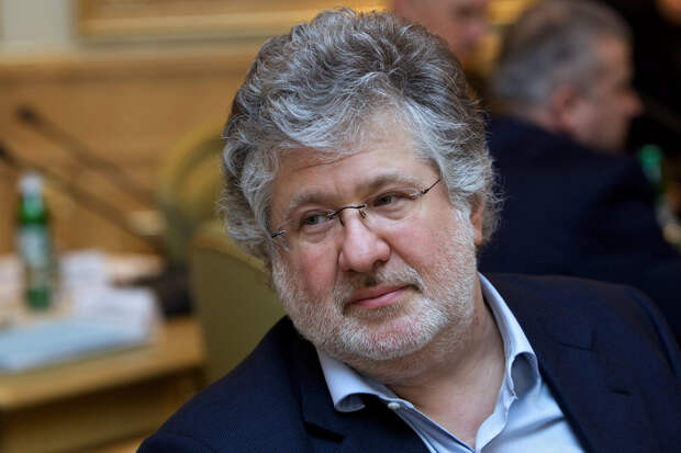 RT: олигарх Коломойский разграбил Украину через ПриватБанк