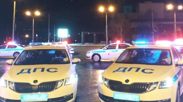 Полиция Екатеринбурга со стрельбой задержала лихача на ВАЗе