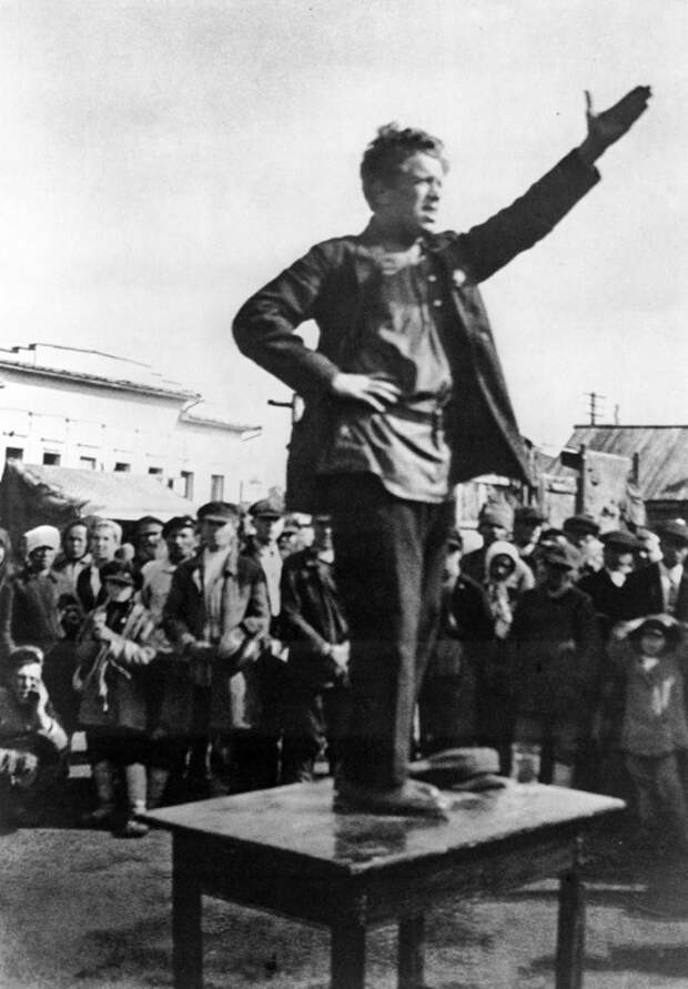Выступление перед началом реорганизации сельского хозяйства, 1929 год. Выступление перед началом реорганизации сельского хозяйства, 1929 год.
