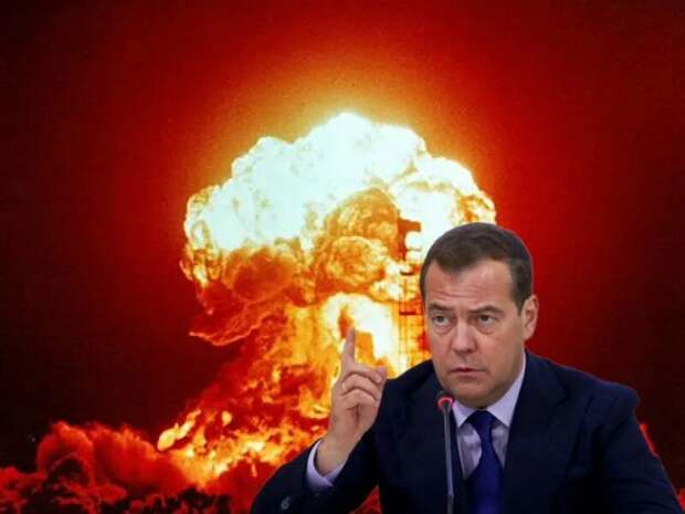 Дмитрий Медведев прокомментировал планы Франции и Великобритании передать Украине ядерное оружие