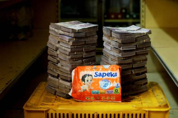 Наглядный пример стоимости продуктов в старой валюте Венесуэлы Наглядный пример стоимости продуктов в старой валюте Венесуэлы