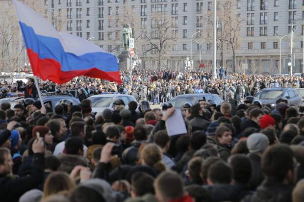 Уличные протесты в Москве.jpg