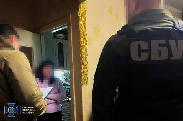 Донесли коллеги. СБУ схватила врача и работницу фабрики за поддержку России