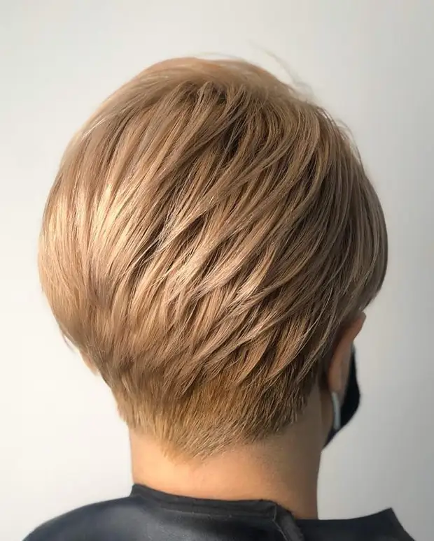 Овальный боб для женщин 40-50 лет: техника, особенности стрижки и 10 фото