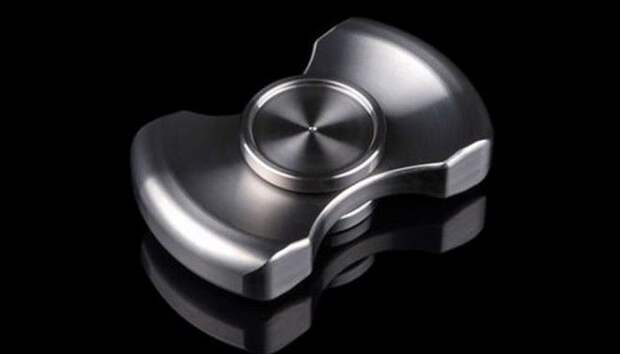 Спиннер «Superconductor Stubby Spinner and Cigar Stand». Спиннер «Superconductor Stubby Spinner and Cigar Stand».