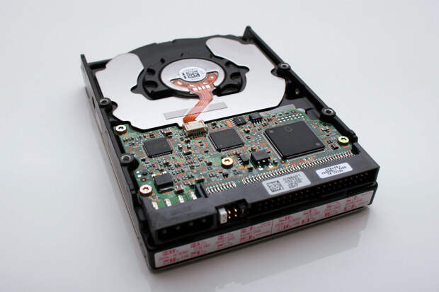 Компания Toshiba научилась создавать жесткие диски с памятью на 31 ТБ