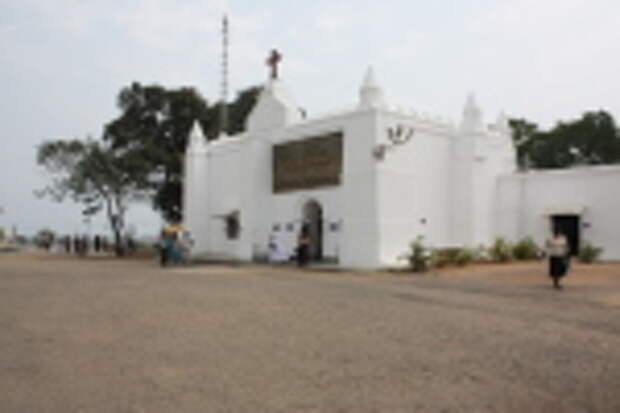 Кликните для увеличения Храмовой комплекс на месте мученической кончины апостола Фомы с католическим приделом.