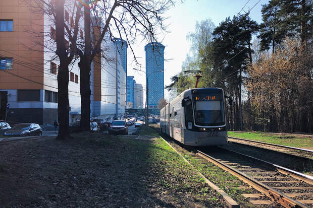 Фото и гифки непарадной Москвы