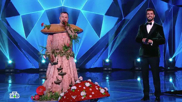 Евгений Дятлов признался, что был готов прикинуться бабушкой ради участия в "Маске"