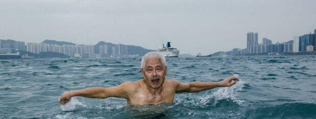 Чан Хак-чи ежедневно плавает на протяжении последних 44 лет.