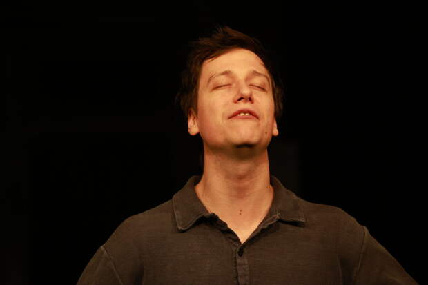 В «Мастерской» адаптировали для сцены «Школу для дураков» Саши Соколова В «Мастерской» адаптировали для сцены «Школу для дураков» Саши Соколова