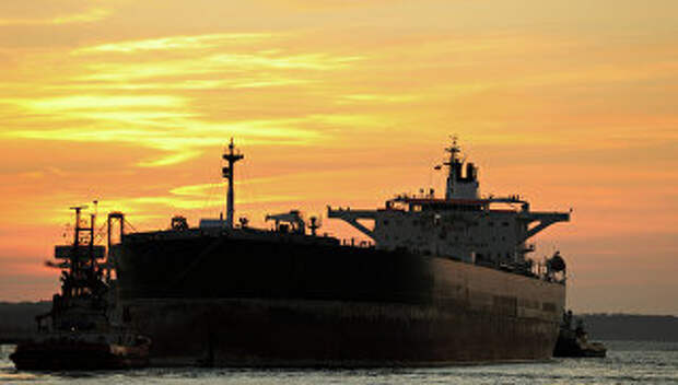 Нефтяной танкер. Архивное фото