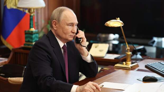 Путин провел телефонный разговор с Трампом