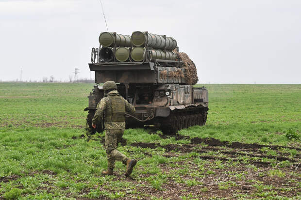 МО РФ: войска РФ нанесли удар по командно-наблюдательному пункту в ДНР