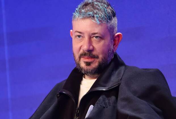 Юморист из популярного шоу рассказал об отказе от шуток про Артемия Лебедева