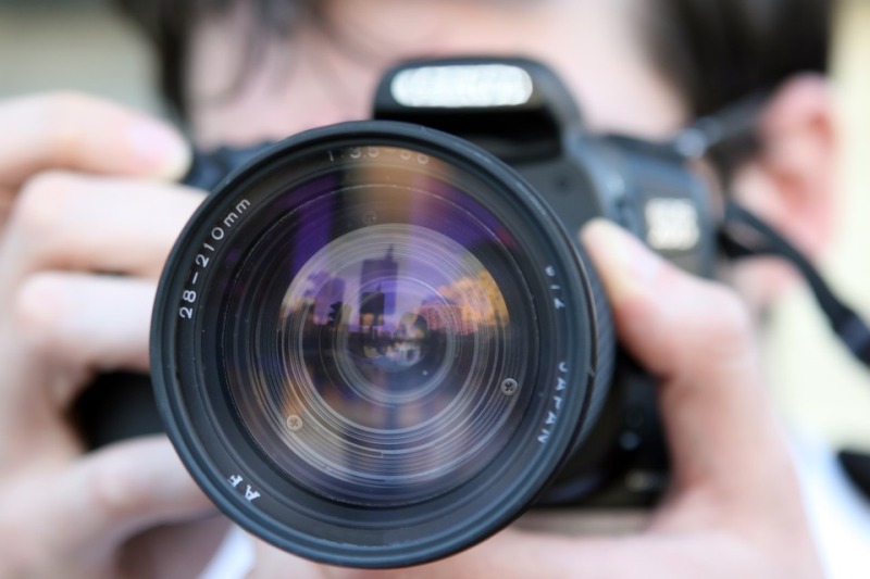 Фотограф, фотоаппарат. Фото: pixabay.com