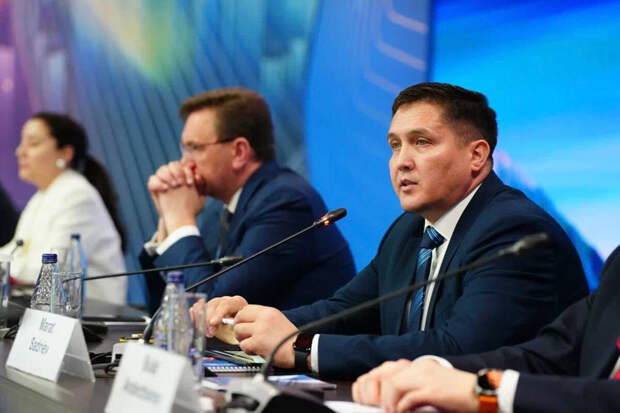 Топ-менеджер Сбера Садриев: наша цель – сделать партнерские продукты обычной историей