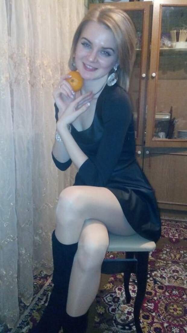 Очаровательные девушки из соцсетей (37 фото)
