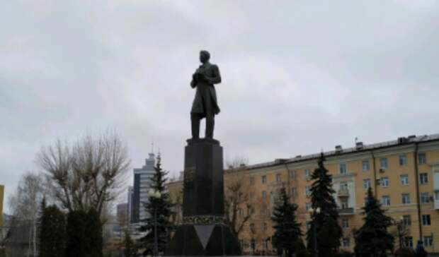 Астраханцы получили срок за облитый памятник Габдулле Тукаю