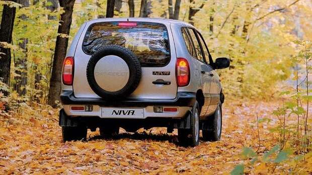 Chevrolet Niva '2002–2009