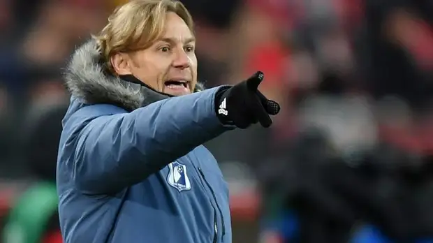 Карпин, Месси и другие звёзды футбола снялись в ролике ФИФА на тему профилактики коронавируса