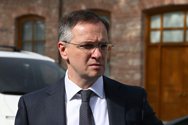 Мединский: РФ на следующей неделе передаст Украине шесть тысяч тел военных ВСУ