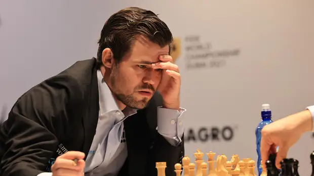 Шахматист Непомнящий набрал три очка во второй день ЧМ по рапиду