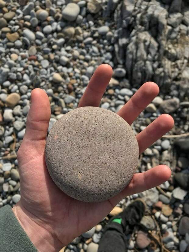 2. «Идеально круглый камень» в мире, вещи, интересно, находка, пляж, удивительно
