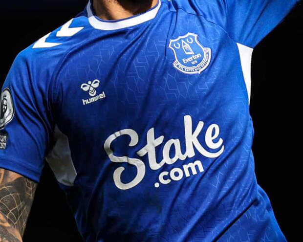 Английской Премьер лиге грозит запрет на спонсорство от нелегальных букмекеров