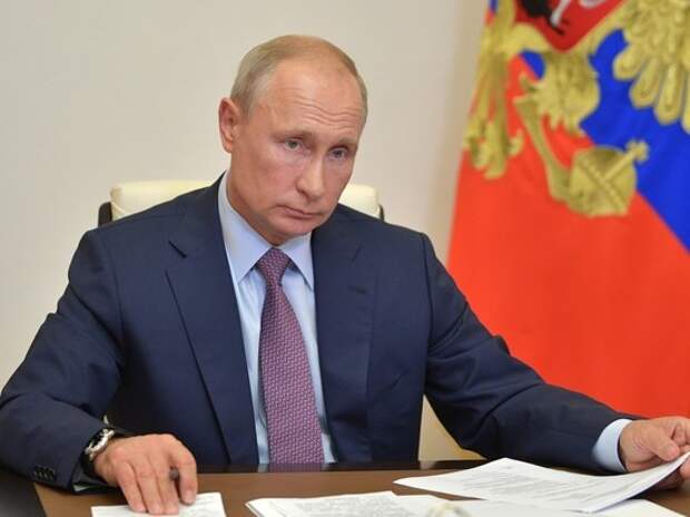 Путин строго предостерег чиновников от поверхностного отношения к санкциям