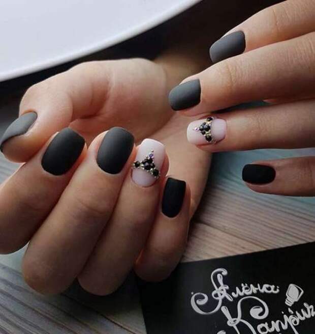 Матовые короткие ногти: 53 шикарные идеи