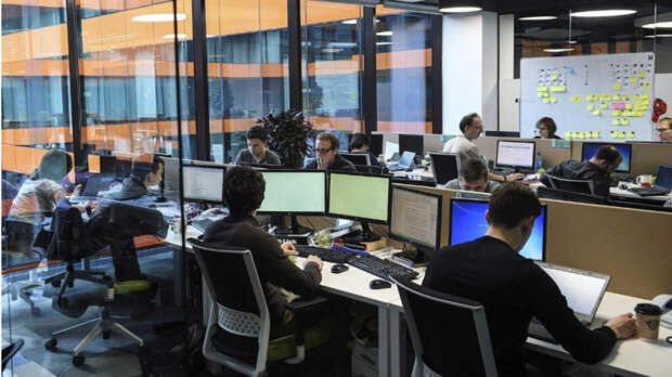 Работодатели массово отказывают вернувшимся в Россию релокантам