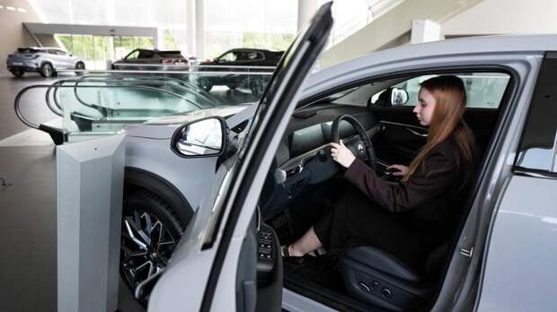 Авторынок России показал рекорд продаж за неделю