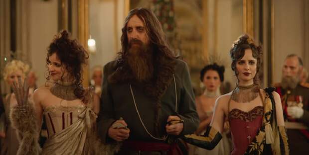 В прокат вышли «Лакричная пицца» и приквел Kingsman