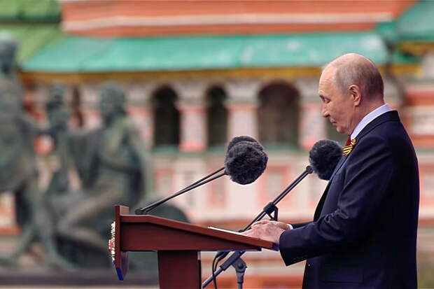 Путин объявил минуту молчания в память о погибших в Великой Отечественной войне