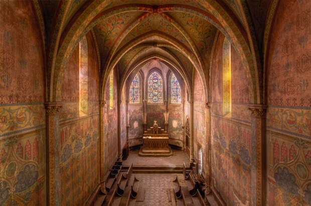 10 фото заброшенных церквей Европы, которые прекрасны, как разговор с Творцом 