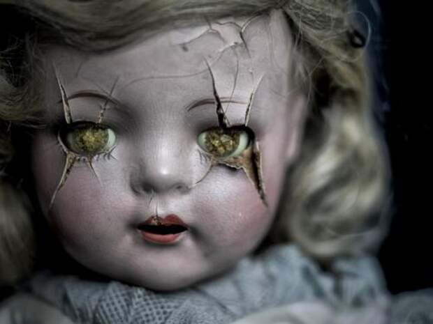 Педиофобия - боязнь кукол, довольно распространенная фобия.
