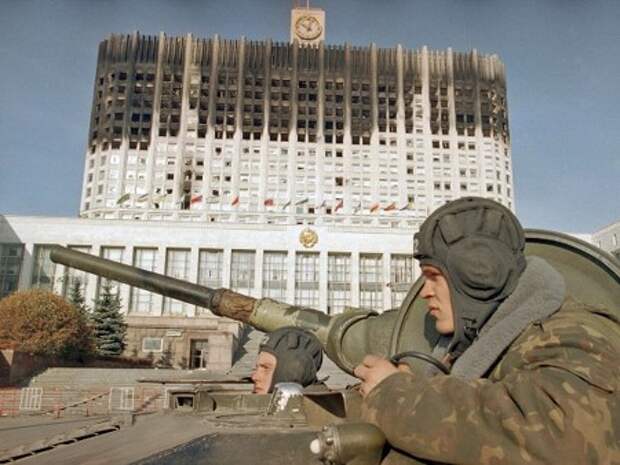 О чём умалчивают в Ельцин-центре.