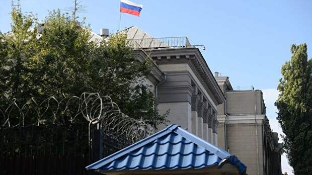 Здание посольства Российской Федерации в Киеве Здание посольства Российской Федерации в Киеве