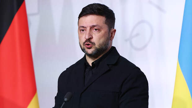 «СТРАНА.ua»: Зеленский ротацией кадров пытается сорвать план по его отставке