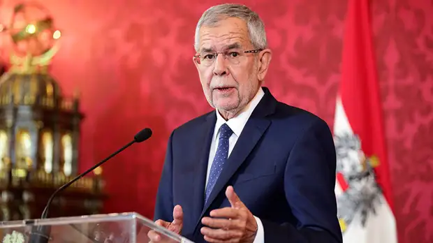 «Рассчитан и спланирован»: как скандал с вице-канцлером Штрахе привёл к перестановкам в кабмине Австрии