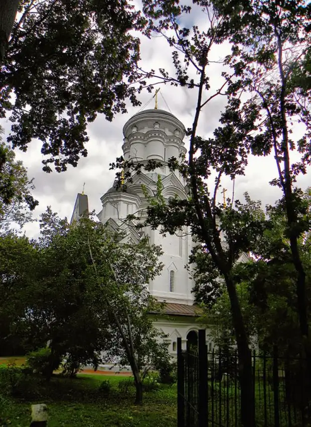 Церковь усекновения главы иоанна предтечи в дьякове фото