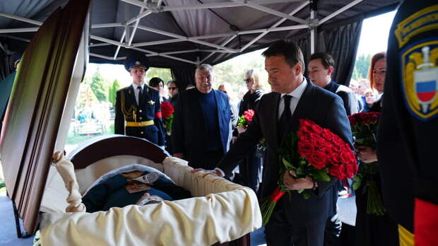 Андрей Воробьев простился с участником СВО, героически погибшим при исполнении долга