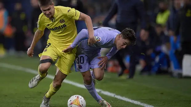 Представители «Барселоны» и «Вильярреала» устроили стычку во время матча