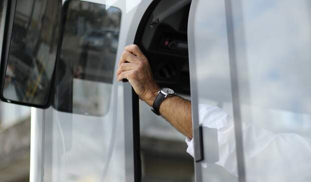 Водитель маршрутки обокрал пассажирку в Петрозаводске