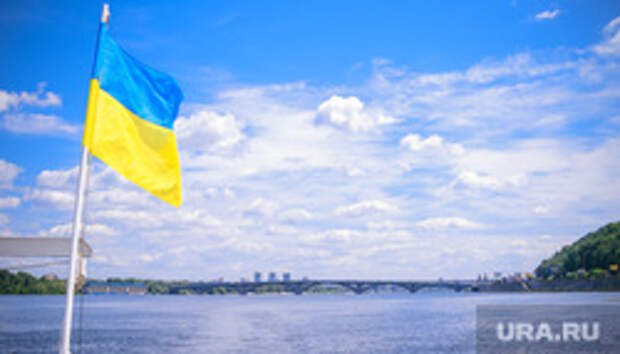 Флаг Украины, борьба, кулак, прослушка , флаг украины, киев, днепр