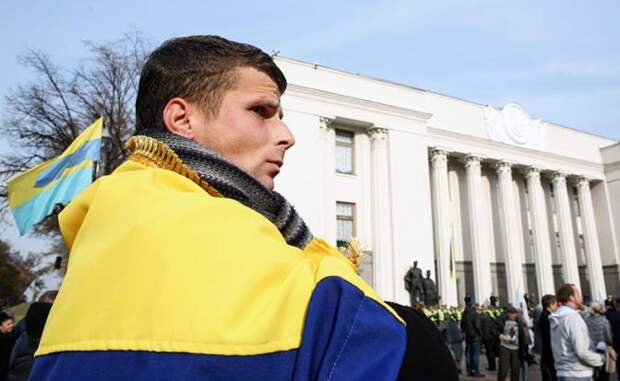 Киев: «Москали, платите за оккупацию»! На Украине предлагают выкатить счет России за совместное проживание в СССР Киев: «Москали, платите за оккупацию»! На Украине предлагают выкатить счет России за совместное проживание в СССР