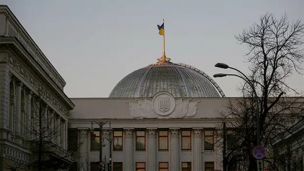 Рада продлила военное положение на Украине еще на 30 дней