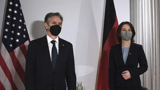 Блинкен провёл встречу с новой главой МИД Германии Анналеной Бербок